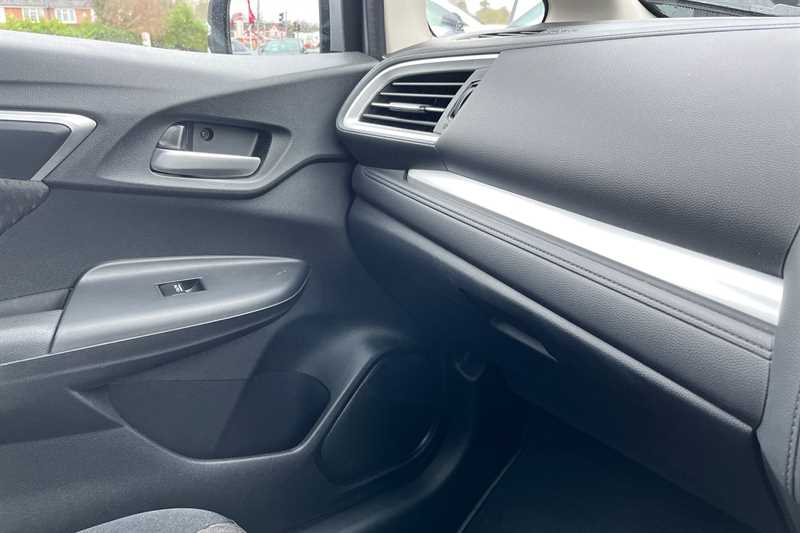 Used Honda Jazz 2019 for sale - 77726309: Photo 22