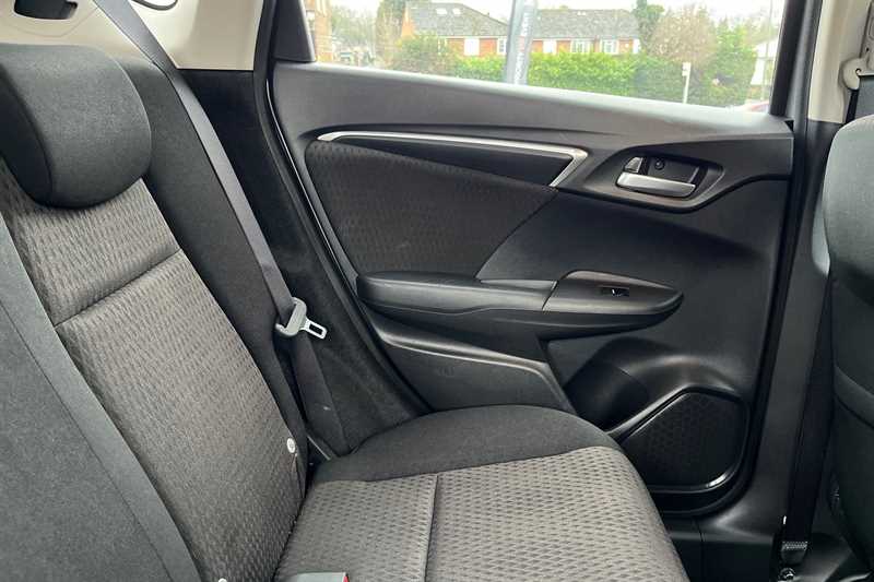 Used Honda Jazz 2019 for sale - 77726309: Photo 25