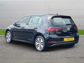 Used Volkswagen Golf 2019 for sale - 78754221: Photo