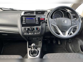 Used Honda Jazz 2016 for sale - 78431787: Photo