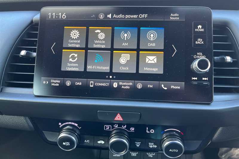 Used Honda Jazz 2023 for sale - 76140609: Photo 15