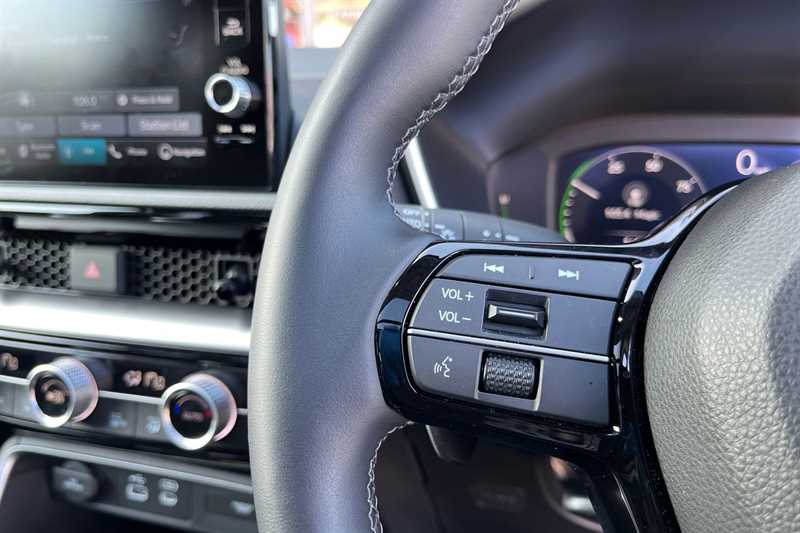 Used Honda CR-V 2025 for sale - 77660619: Photo 17