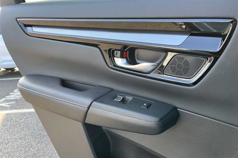 Used Honda CR-V 2025 for sale - 77660619: Photo 32