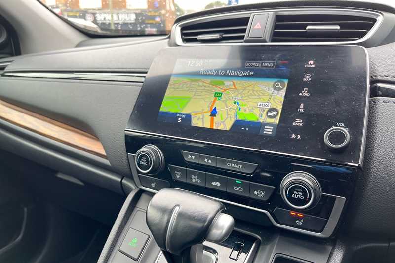 Used Honda CR-V 2018 for sale - 77660625: Photo 14