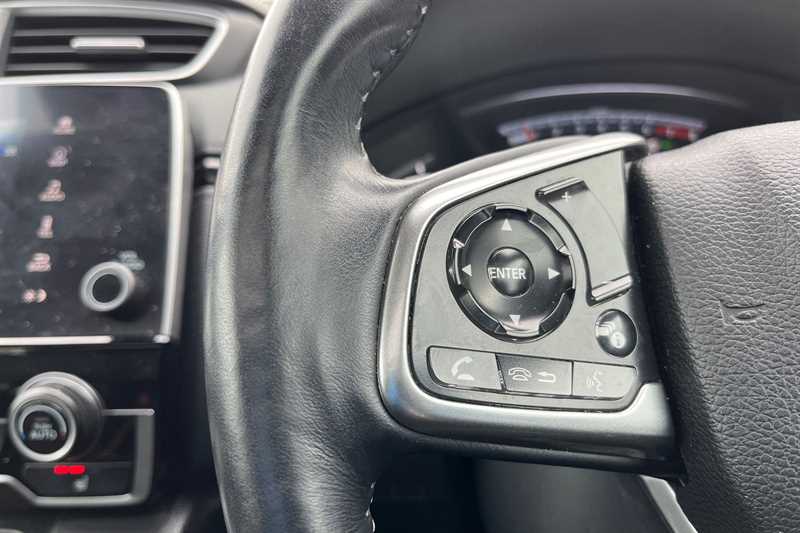 Used Honda CR-V 2018 for sale - 77660625: Photo 17