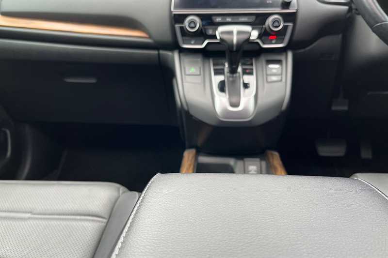 Used Honda CR-V 2018 for sale - 77660625: Photo 21