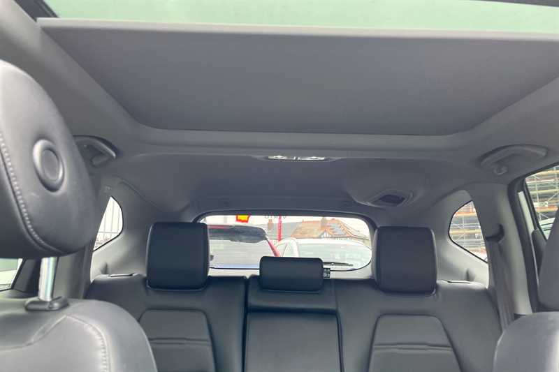 Used Honda CR-V 2018 for sale - 77660625: Photo 28