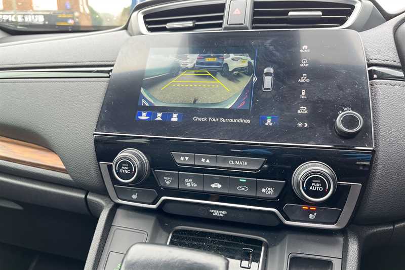 Used Honda CR-V 2018 for sale - 77660625: Photo 31