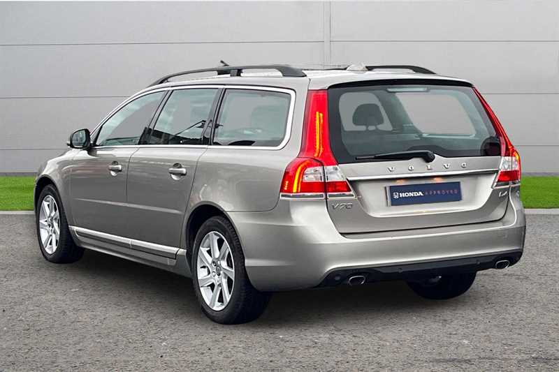 Used Volvo V70 2015 for sale - 77018498: Photo 3