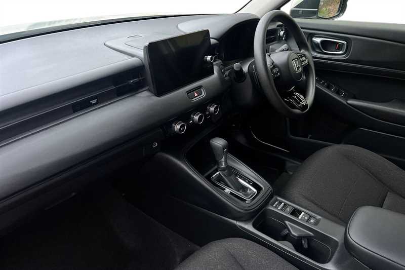 Used Honda HR-V 2023 for sale - 77648314: Photo 2