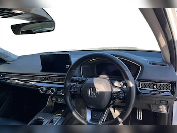 Used Honda Civic 2022 for sale - 76140501: Photo 4