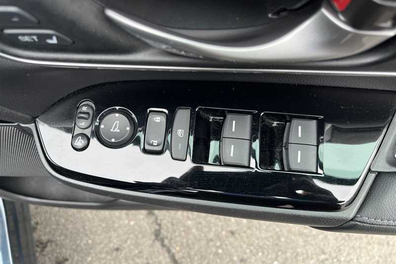 Used Honda CR-V 2023 for sale - 76140555: Photo 18