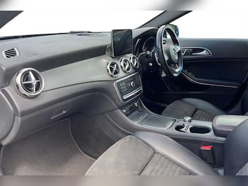 Used Mercedes-Benz GLA 2017 for sale - 78831430: Photo