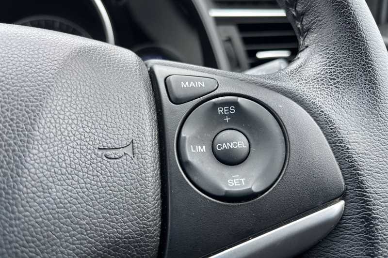 Used Honda Jazz 2019 for sale - 77648393: Photo 33