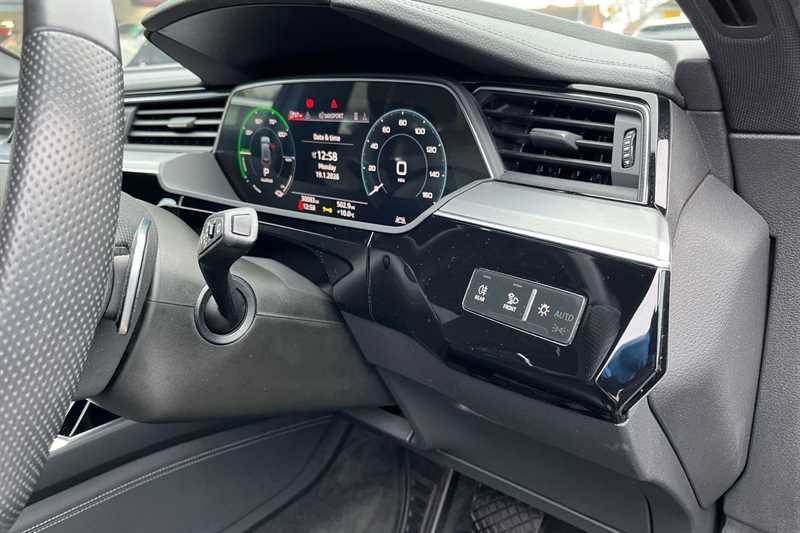 Used Audi e-tron 2021 for sale - 77321446: Photo 32