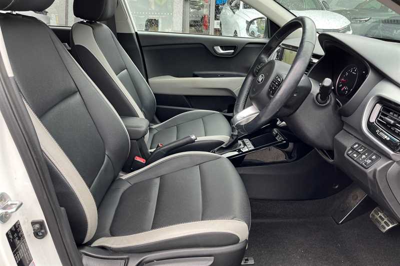 Used Kia Stonic 2018 for sale - 78118000: Photo 32