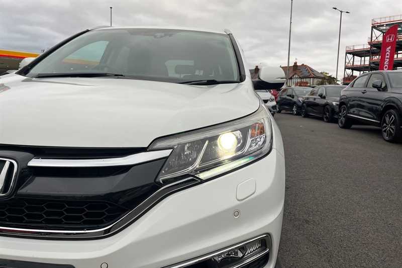 Used Honda CR-V 2016 for sale - 76610103: Photo 19