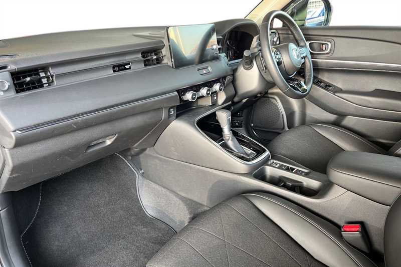 Used Honda HR-V 2023 for sale - 77674085: Photo 2