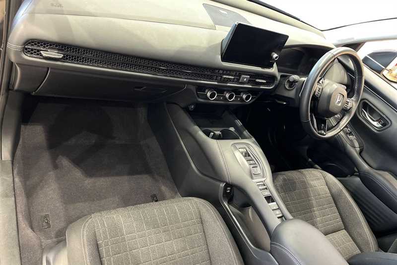 Used Honda ZR-V 2023 for sale - 78118003: Photo 2