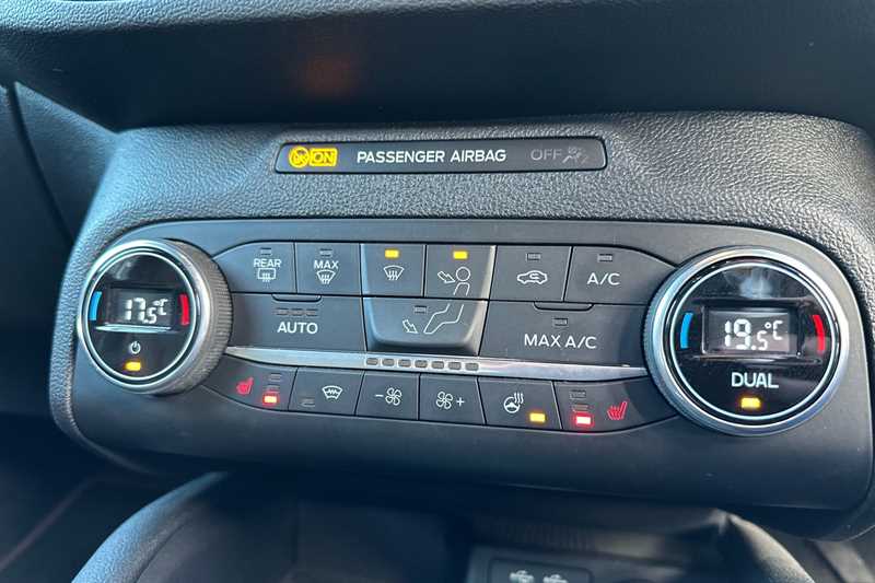 Used Ford Focus 2021 for sale - 78059889: Photo 16