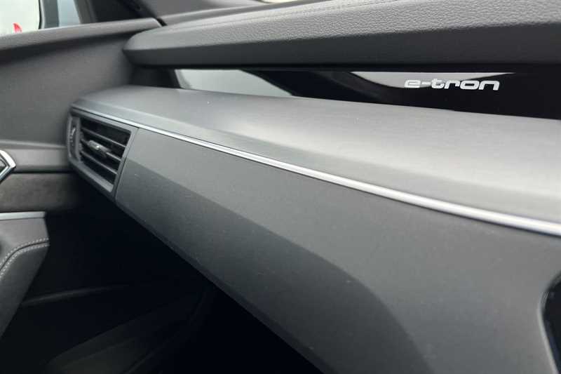 Used Audi e-tron 2021 for sale - 77911492: Photo 23