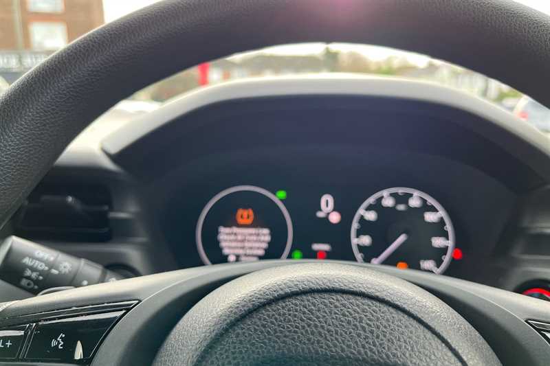 Used Honda HR-V 2023 for sale - 76842368: Photo 11