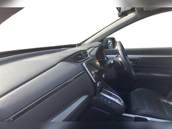 Used Honda CR-V 2021 for sale - 76140537: Photo