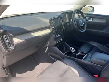 Used Volvo XC40 2018 for sale - 79823147: Photo
