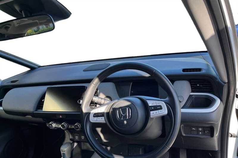 Used Honda Jazz 2021 for sale - 76140510: Photo 4