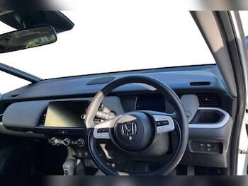 Used Honda Jazz 2021 for sale - 76140510: Photo
