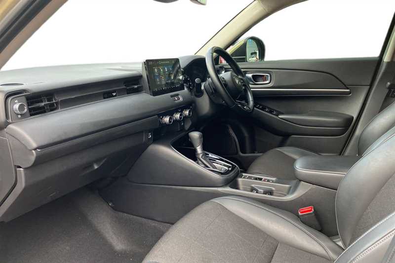 Used Honda HR-V 2022 for sale - 77293608: Photo 2