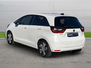 Used Honda Jazz 2020 for sale - 76096134: Photo