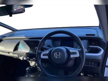 Used Honda Jazz 2020 for sale - 76096134: Photo