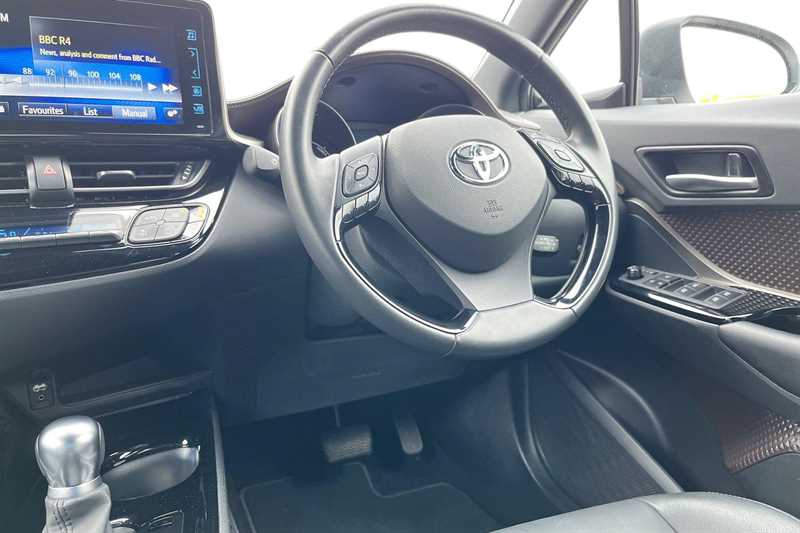 Used Toyota C-HR 2019 for sale - 77996789: Photo 13
