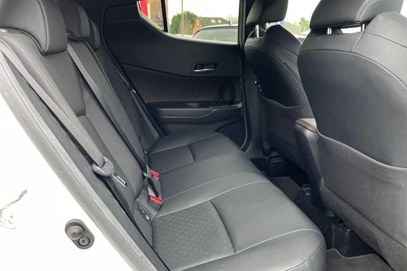 Used Toyota C-HR 2019 for sale - 77996789: Photo 23