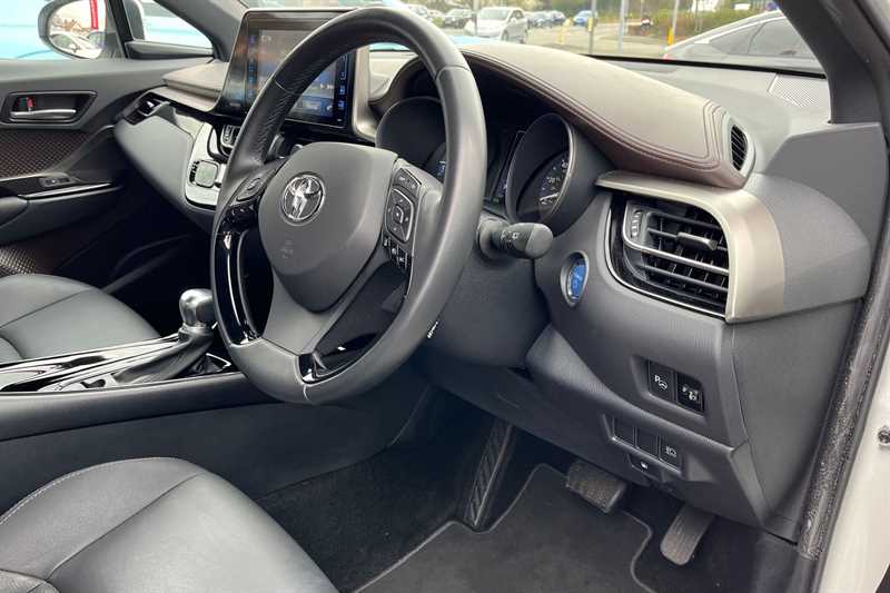 Used Toyota C-HR 2019 for sale - 77996789: Photo 28