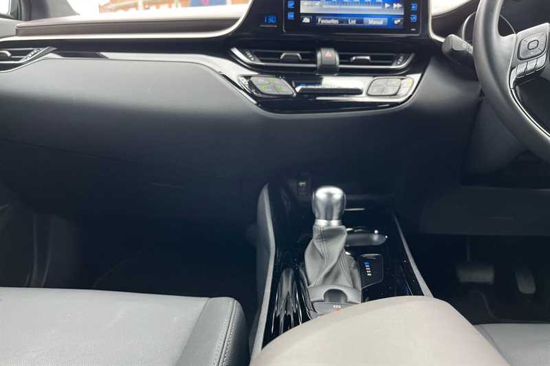 Used Toyota C-HR 2019 for sale - 77996789: Photo 29