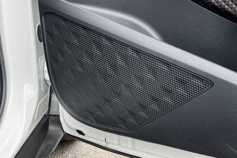 Used Toyota C-HR 2019 for sale - 77996789: Photo 31