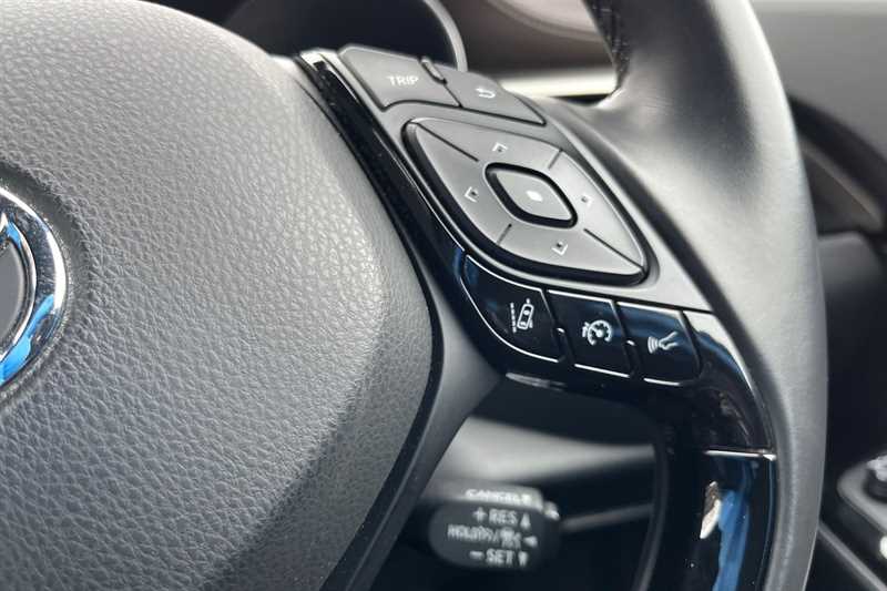 Used Toyota C-HR 2019 for sale - 77996789: Photo 34