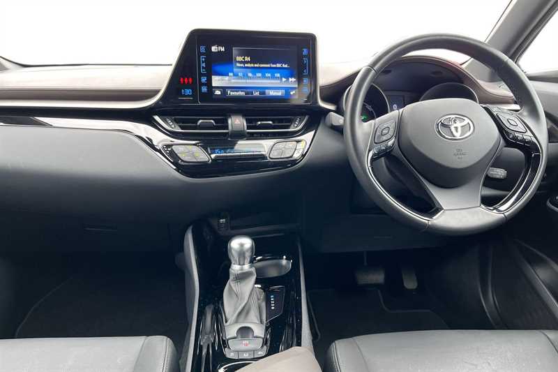Used Toyota C-HR 2019 for sale - 77996789: Photo 4
