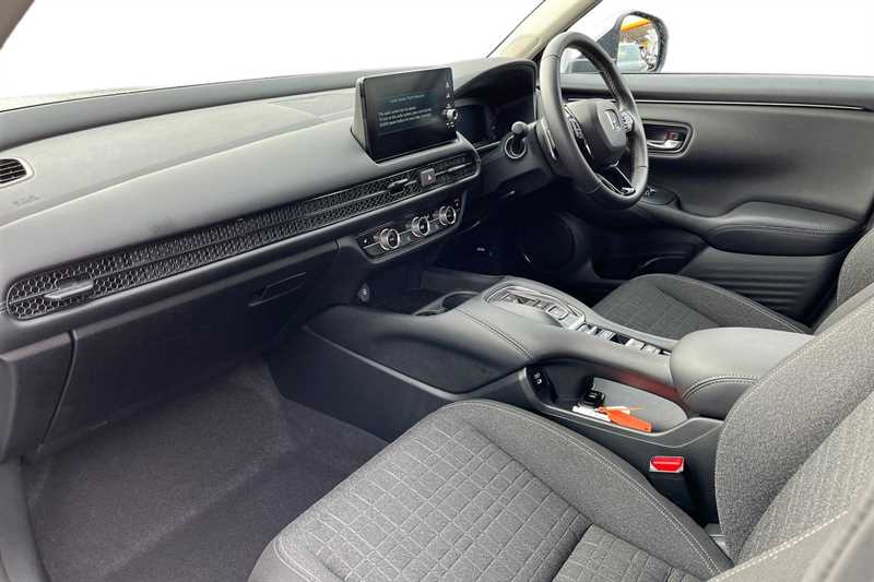 Used Honda ZR-V 2025 for sale - 77428418: Photo 2