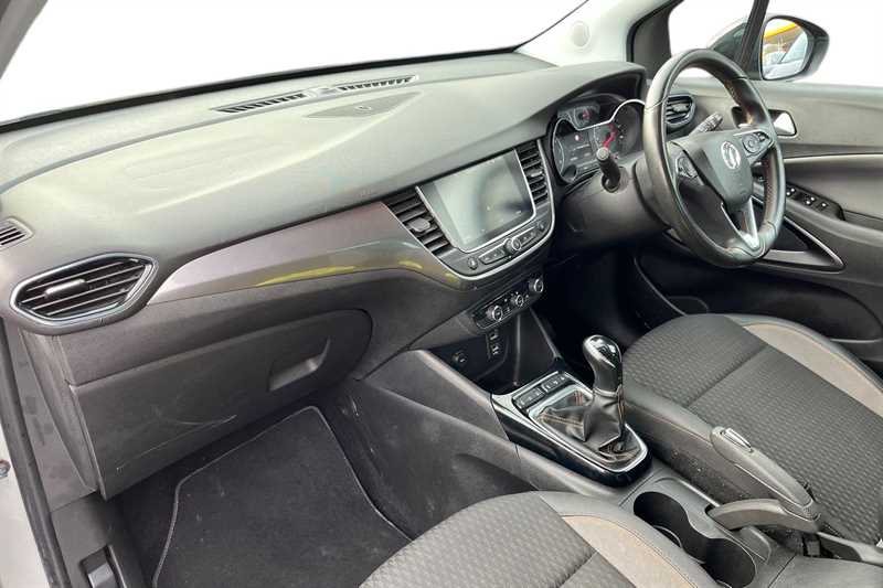 Used Vauxhall Crossland 2018 for sale - 77092966: Photo 2