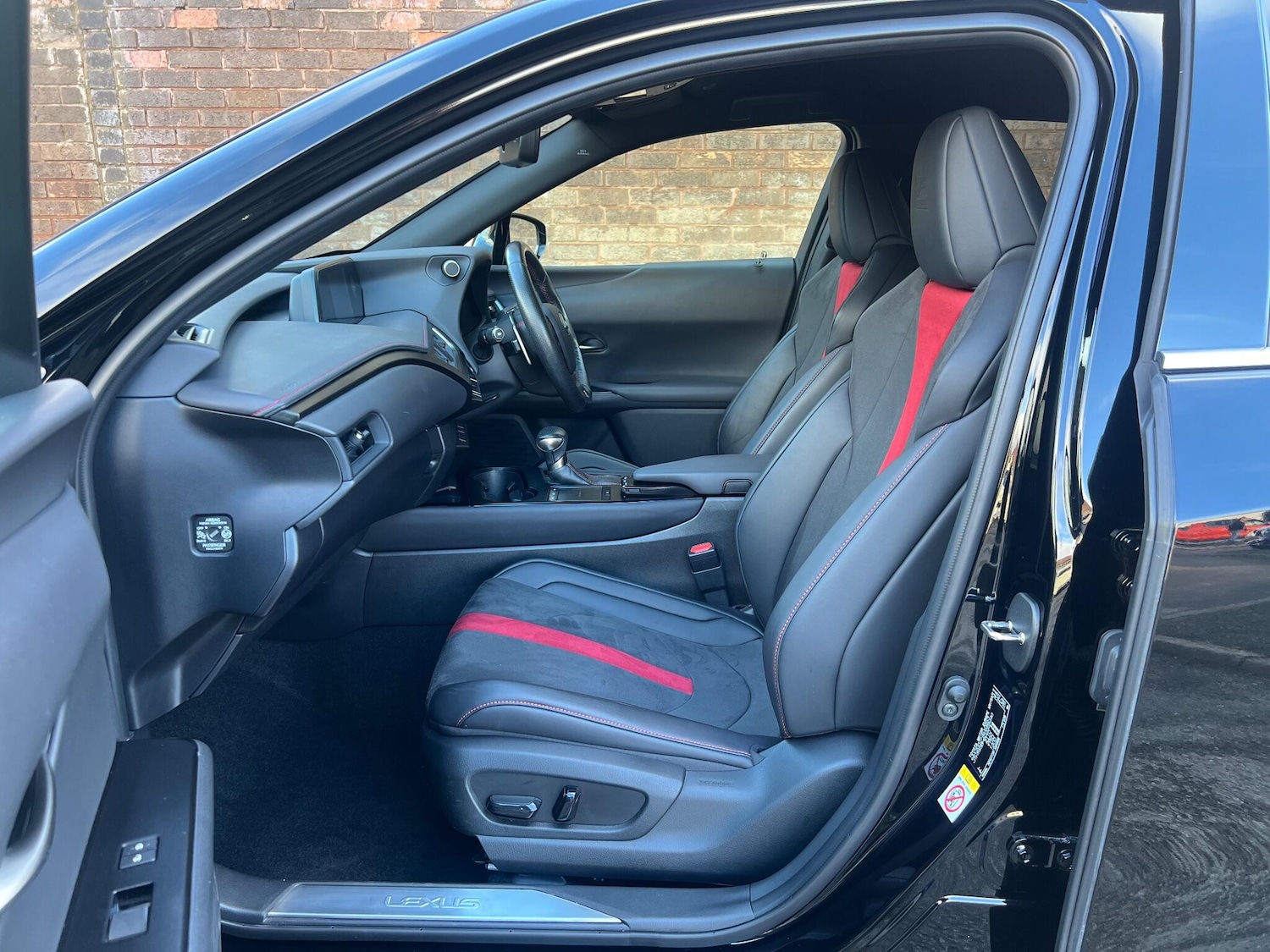 Used Lexus UX 2019 for sale - 77742728: Photo 8