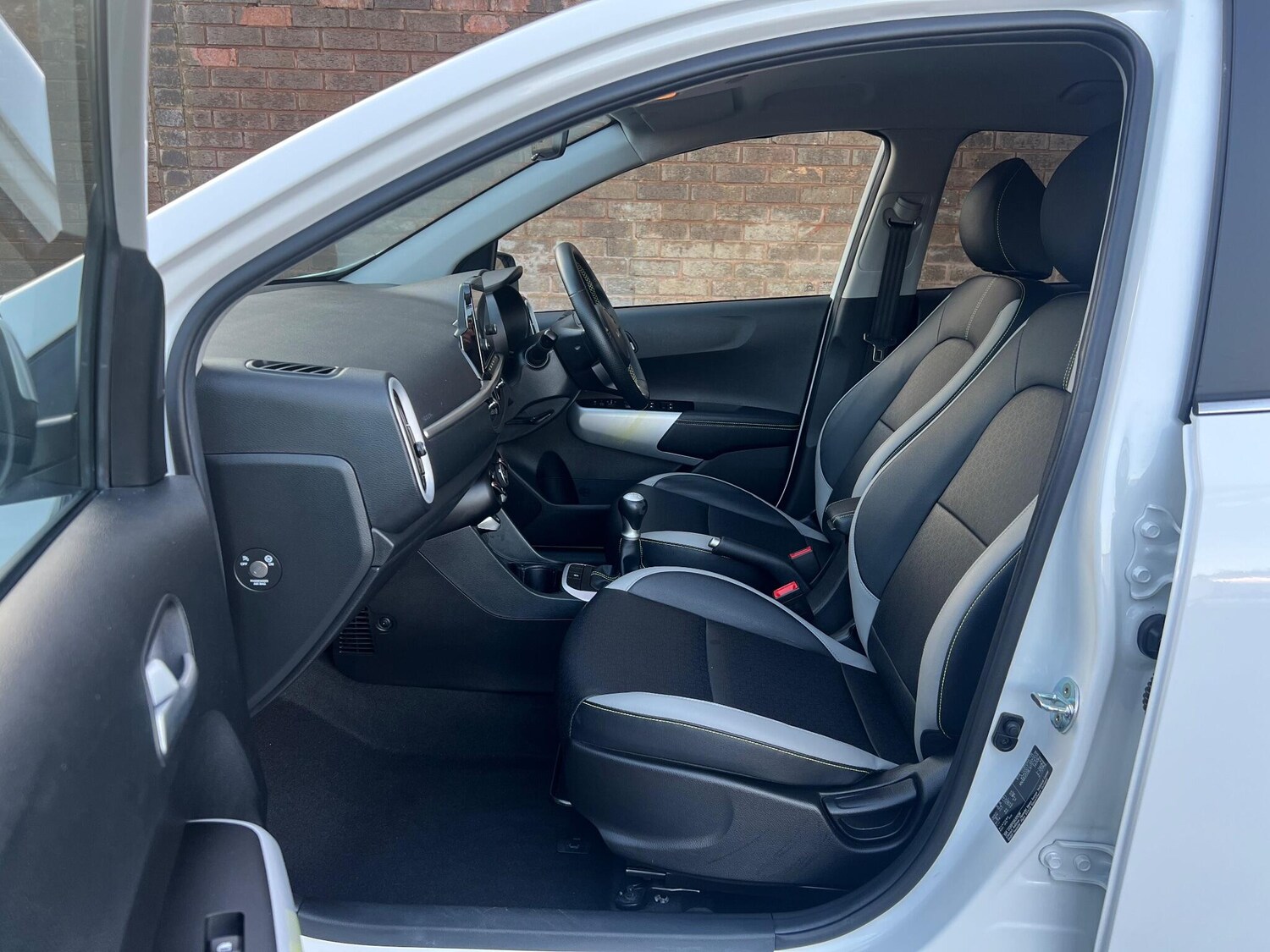 Used Kia Picanto 2022 for sale - 77742746: Photo 8