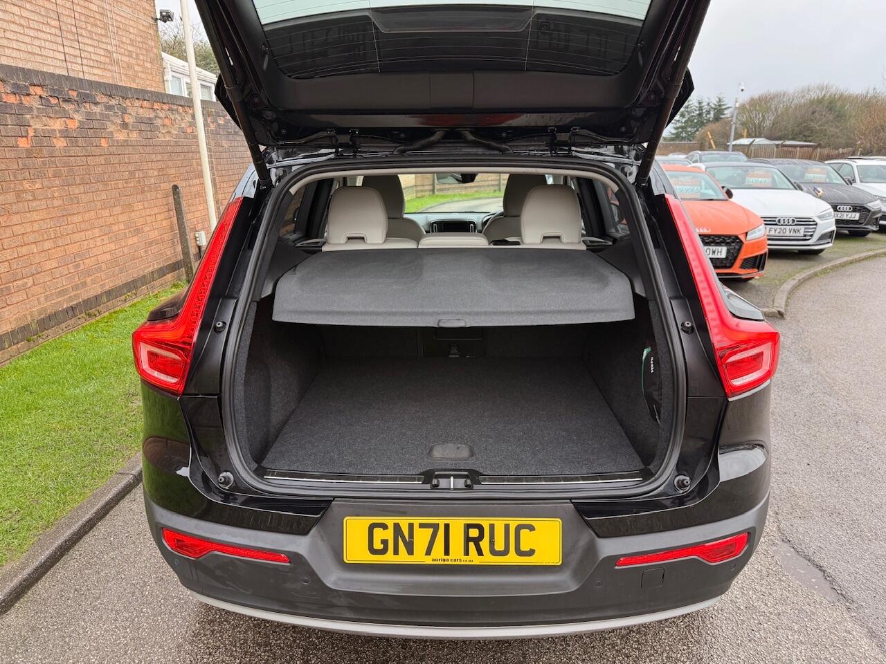 Used Volvo XC40 2021 for sale - 77742729: Photo 12