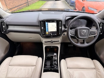 Used Volvo XC40 2021 for sale - 77742729: Photo