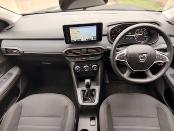 Used Dacia Sandero Stepway 2022 for sale - 78100030: Photo