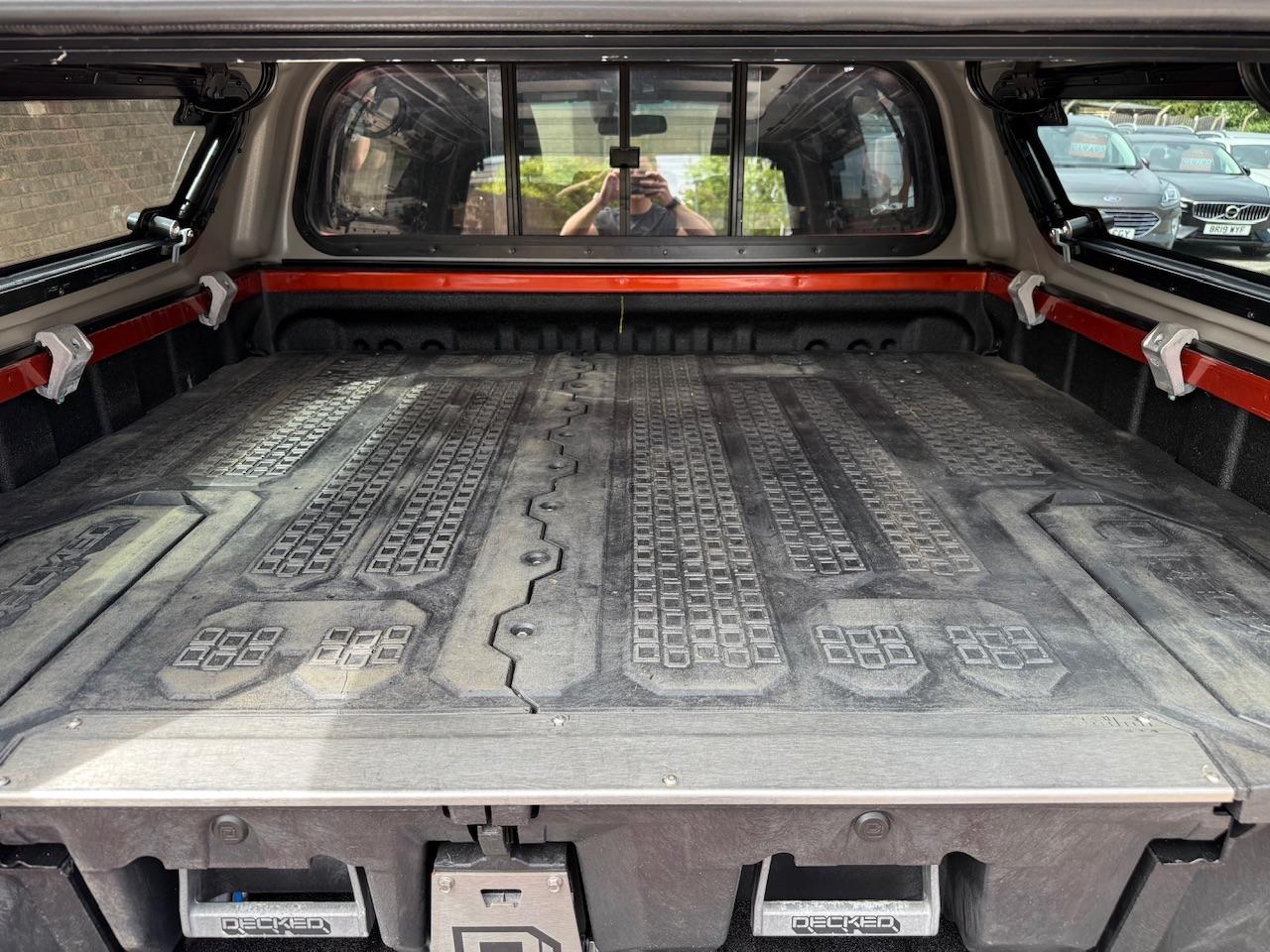 Used Toyota Hilux 2023 for sale - 77840036: Photo 23