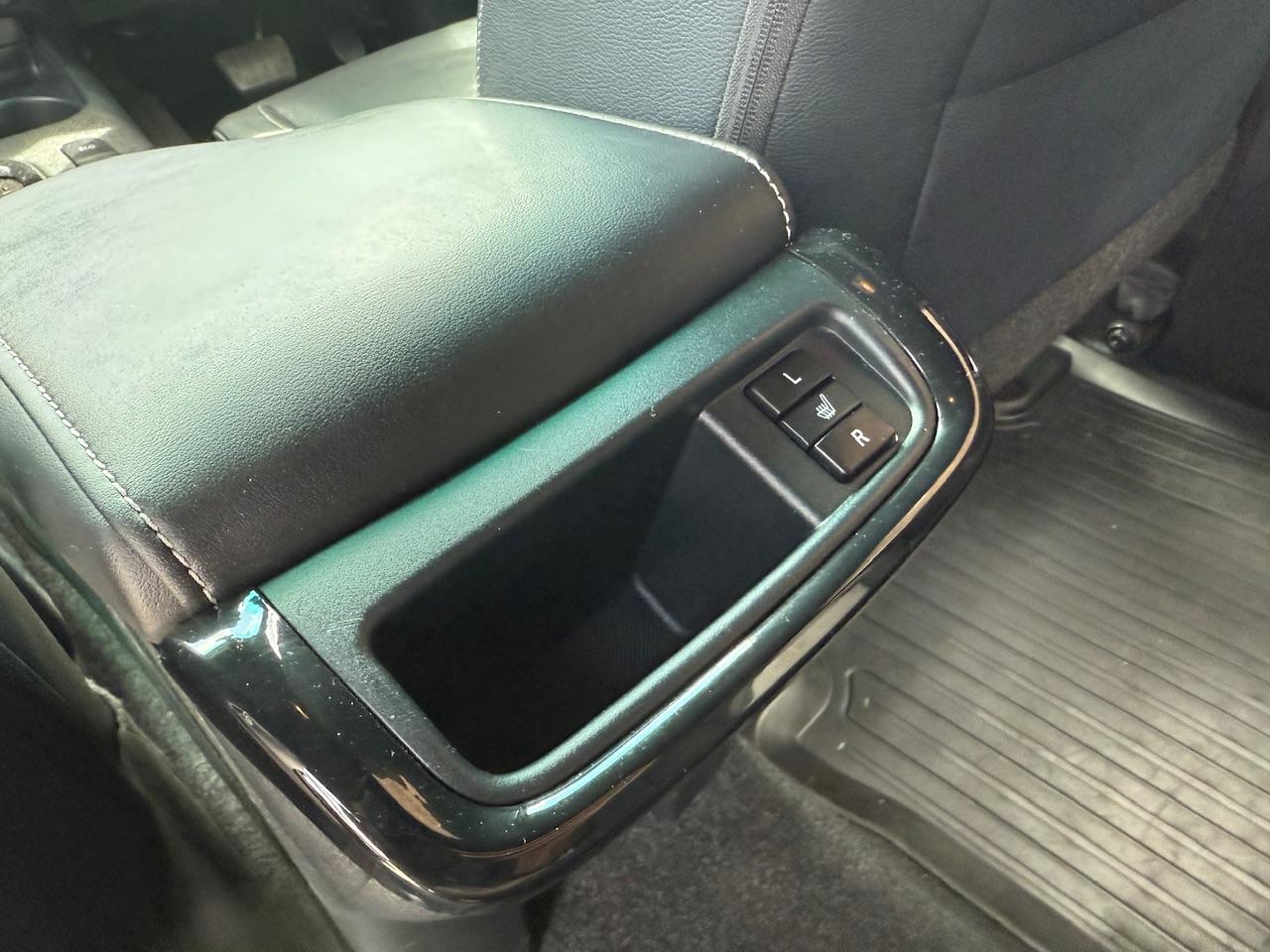 Used Toyota Hilux 2023 for sale - 77840036: Photo 24