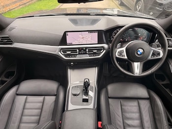 Used BMW 3 Series 2021 for sale - 77825102: Photo